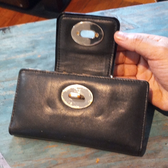 Kate Spade wallet - Picture 5 of 13